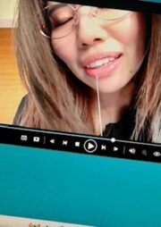 自称変態娘の性欲爆発漏らしまくりSEX